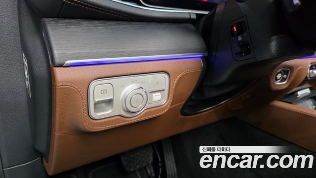 Mercedes-Benz GLE-Class (W167) GLE300d 4MATIC 2024 — фото 28