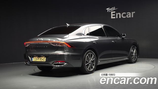 Hyundai Grandeur (IG) 2.5 Le Blanc 2023 — фото 2