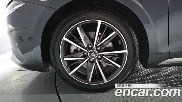 Hyundai Grandeur (IG) 2.5 Le Blanc 2023 — фото 5