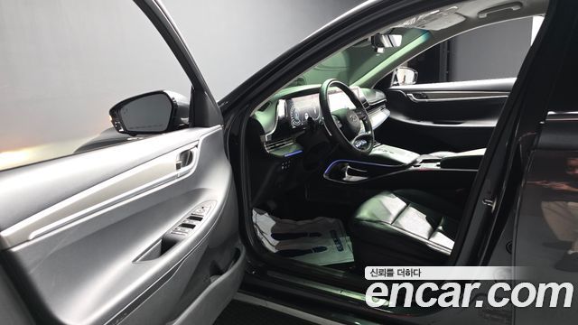 Hyundai Grandeur (IG) 2.5 Le Blanc 2023 — фото 10