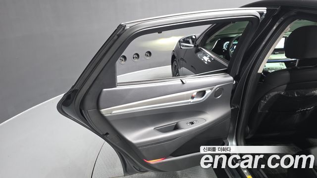 Hyundai Grandeur (IG) 2.5 Le Blanc 2023 — фото 25