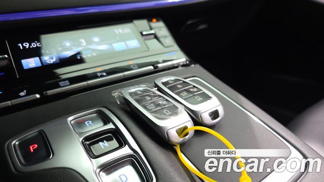 Hyundai Grandeur (IG) 2.5 Le Blanc 2023 — фото 32