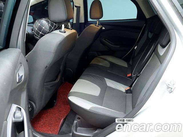 Ford Focus 2.0 Diesel Sport Hatchback 3rd 2014 — фото 17