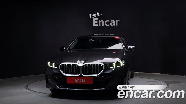BMW 5 Series (G60) 530i xDrive M Sport 2026 — фото 3