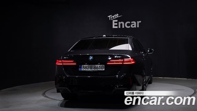 BMW 5 Series (G60) 530i xDrive M Sport 2026 — фото 4