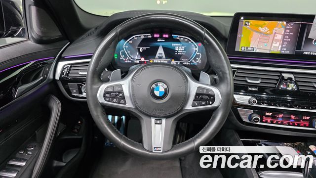 BMW 5 Series (G30) 530e M Sport 2021 — фото 13
