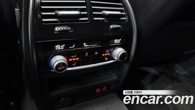 BMW 5 Series (G30) 530e M Sport 2021 — фото 29
