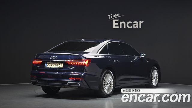 Audi A6 (C8) 45 TFSI Premium 2021 — фото 2
