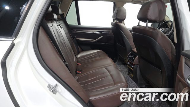 BMW X5 (F15) xDrive 30d 2018 — фото 16