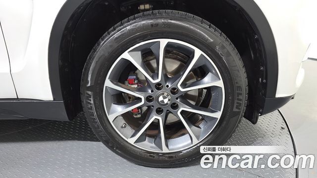 BMW X5 (F15) xDrive 30d 2018 — фото 27