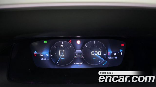 Peugeot 408 1.2 Pure Tech GT 2025 — фото 8