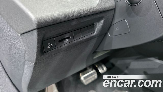 Peugeot 408 1.2 Pure Tech GT 2025 — фото 24