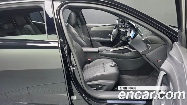 Peugeot 408 1.2 Pure Tech GT 2025 — фото 32