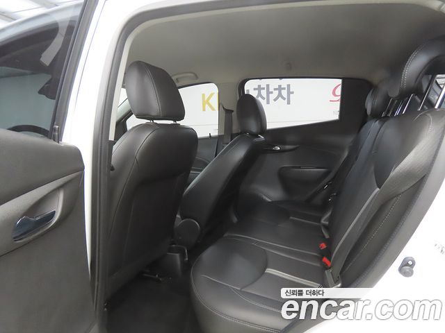 Chevrolet Spark Premier 2022 — фото 6