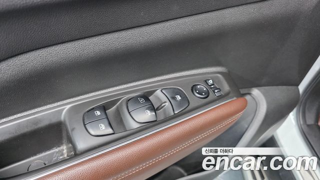 Renault Korea QM6 Diesel 4WD RE Signature 2018 — фото 23