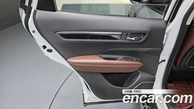 Renault Korea QM6 Diesel 4WD RE Signature 2018 — фото 31