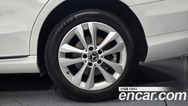 Mercedes-Benz C-Class (W205) C200 Avantgarde 2020 — фото 21