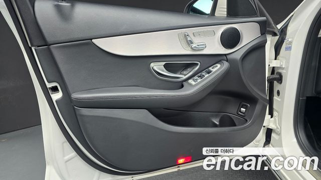 Mercedes-Benz C-Class (W205) C200 Avantgarde 2020 — фото 24