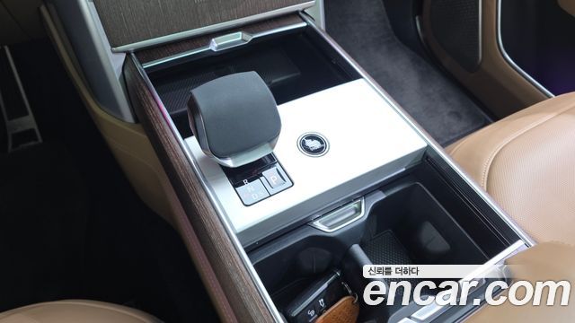 Land Rover Range Rover (V) P530 Autobiography Long Wheel Base 2024 — фото 13