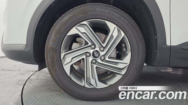 Hyundai Santa Fe Diesel 2.2 2WD Exclusive 2023 — фото 5