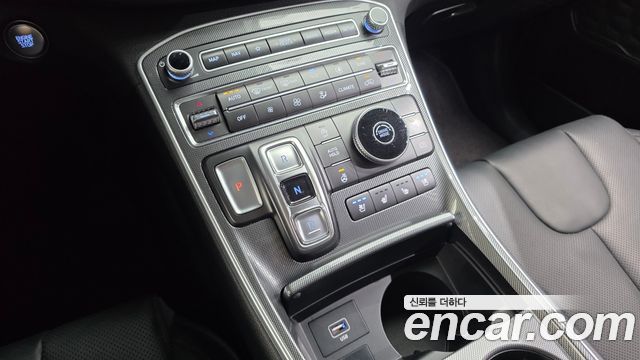 Hyundai Santa Fe Diesel 2.2 2WD Exclusive 2023 — фото 9