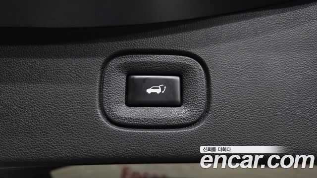 Renault Korea QM6 2.0 GDe PREMIERE 2WD 2025 — фото 19