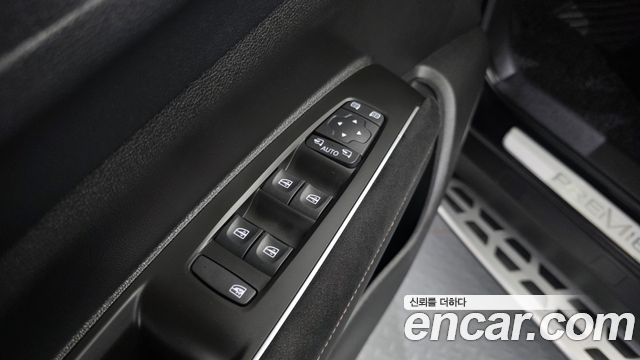 Renault Korea QM6 2.0 GDe PREMIERE 2WD 2025 — фото 34