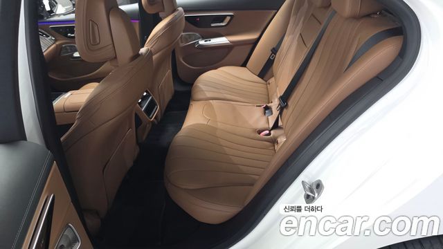 Mercedes-Benz E-Class (W214) E300 4MATIC Exclusive 2026 — фото 12