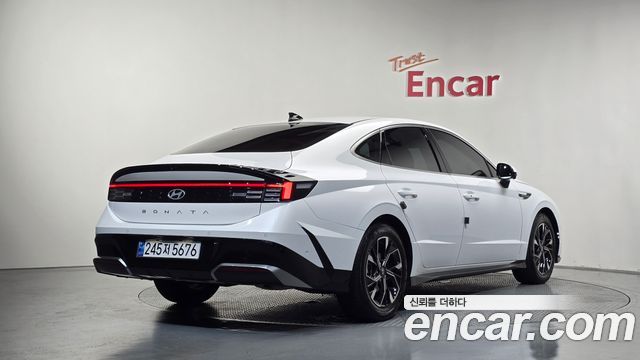 Hyundai Sonata The Edge (DN8) 2.0 Exclusive 2024 — фото 2