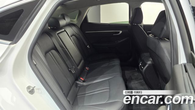 Hyundai Sonata The Edge (DN8) 2.0 Exclusive 2024 — фото 15