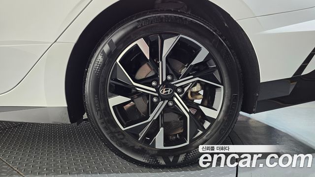 Hyundai Sonata The Edge (DN8) 2.0 Exclusive 2024 — фото 27