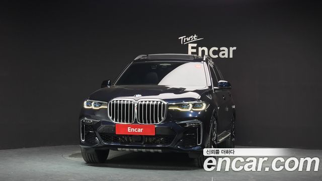 BMW X7 (G07) xDrive 40i M Sport 6STR 2022 — фото 3