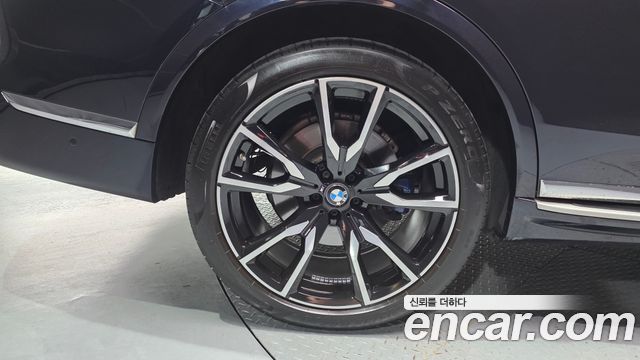 BMW X7 (G07) xDrive 40i M Sport 6STR 2022 — фото 5