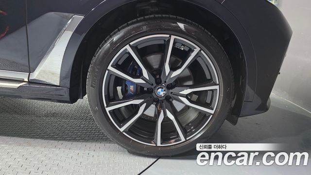 BMW X7 (G07) xDrive 40i M Sport 6STR 2022 — фото 21