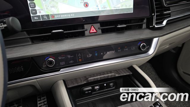 Kia Sportage (V) Gasoline 1.6 Turbo 2WD Signature Gravity 2024 — фото 17