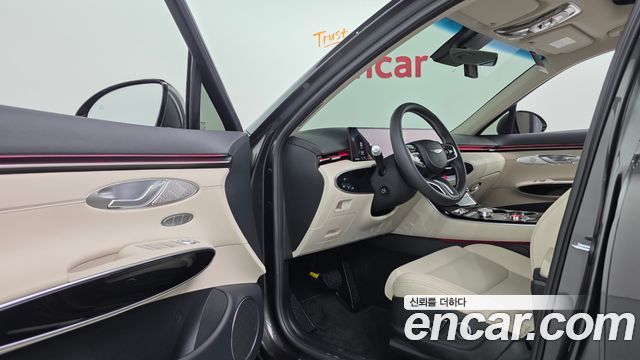 Genesis GV70 2.5T Gasoline AWD 2025 — фото 26