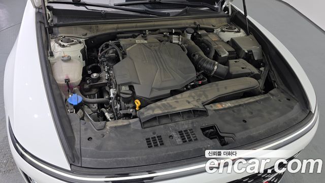 Hyundai Grandeur (GN7) 3.5 LPG 2WD Exclusive 2024 — фото 6