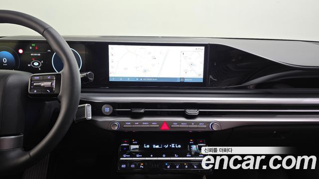 Hyundai Grandeur (GN7) 3.5 LPG 2WD Exclusive 2024 — фото 14
