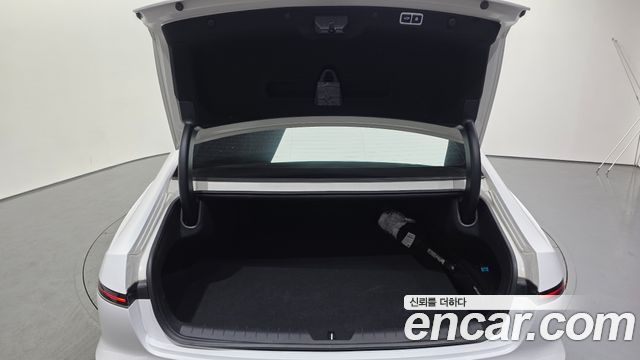 Hyundai Grandeur (GN7) 3.5 LPG 2WD Exclusive 2024 — фото 20