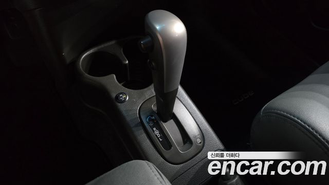 Nissan Cube 1.8 SL Z12 2013 — фото 9