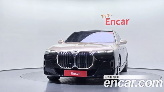 BMW 7 Series (G70) 740i xDrive M Sport 2024 — фото 3