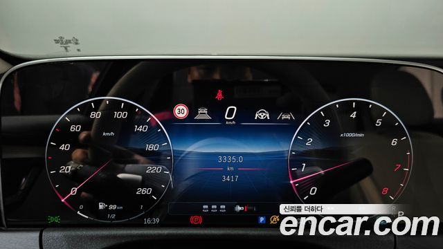 Mercedes-Benz E-Class (W214) E200 Avantgarde 2025 — фото 8