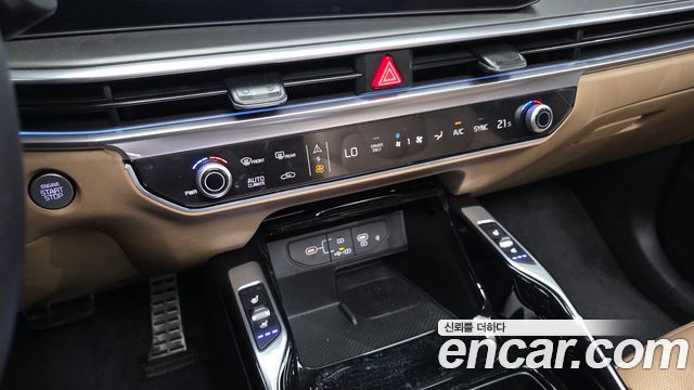 Kia Sorento (IV) HEV 1.6 2WD Gravity 2024 — фото 17