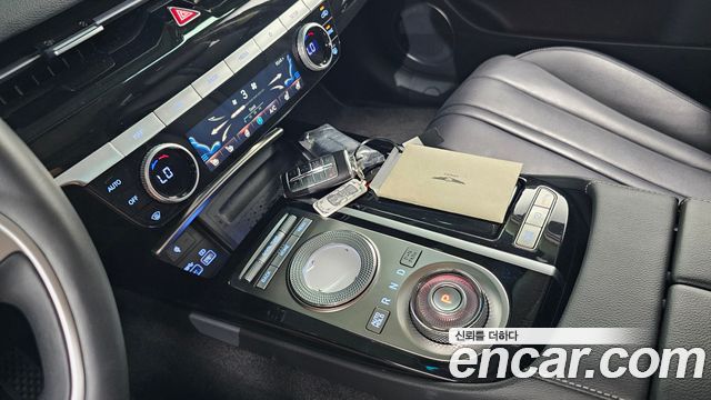 Genesis G80 (RG3) Gasoline 2.5 Turbo AWD 2022 — фото 9
