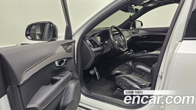 Volvo XC90 (II) T8 R-Design Hybrid 2021 — фото 10