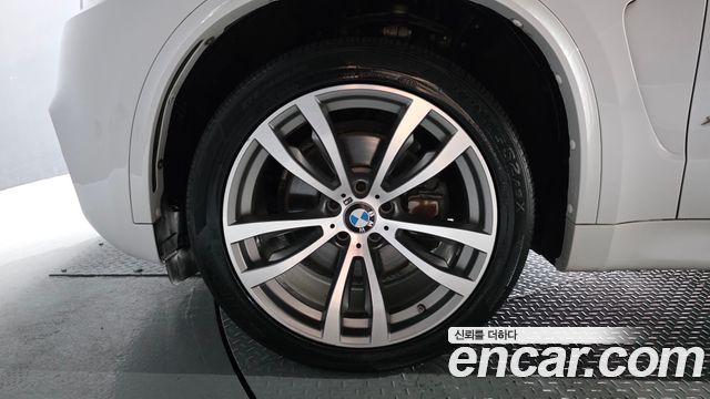 BMW X5 (F15) xDrive 40d 2014 — фото 5
