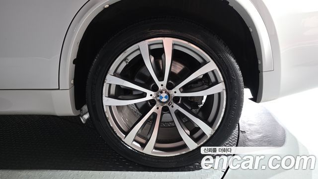 BMW X5 (F15) xDrive 40d 2014 — фото 21