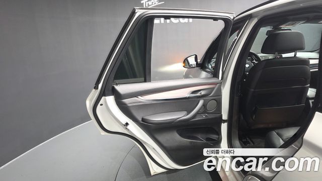 BMW X5 (F15) xDrive 40d 2014 — фото 25