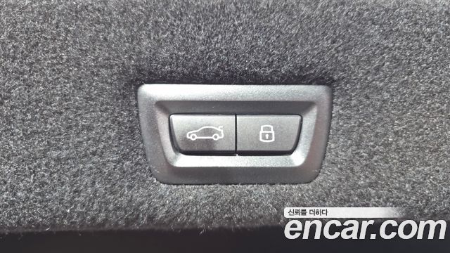 BMW i7 (G70) xDrive 60 Design Pure Excellence 2023 — фото 18