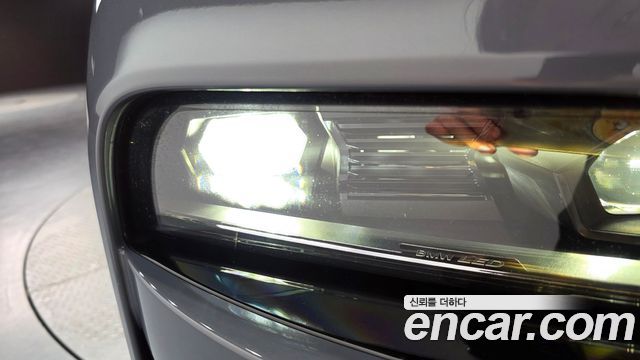 BMW i7 (G70) xDrive 60 Design Pure Excellence 2023 — фото 22